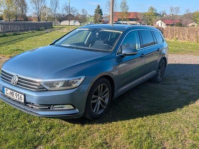 Używany VW Passat Comfortline 150 KM (110 kW) 2014 Niebieski Kombi
