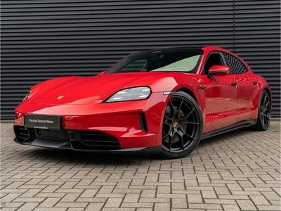 Neu Porsche Taycan Sport Turismo 514 kW (700 PS) 2026 Rot Kombi