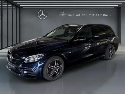 Gebraucht Mercedes C200 AMG 184 PS (135 kW) 2020 Blau Limousine