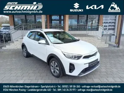 Usado Kia Stonic Vision 101 CV (74 kW) 2025 Blanco SUV