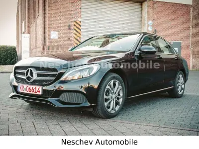 Gebraucht Mercedes C200 Avantgarde 184 PS (135 kW) 2015 Schwarz Limousine