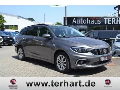 Gebraucht Fiat Tipo Lounge 120 PS (88 kW) 2019 Grau Kombi
