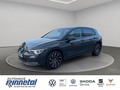 Gebraucht VW Golf VIII Active 131 PS (96 kW) 2022