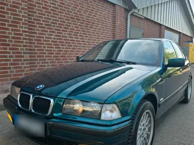 Gebraucht BMW 316 102 PS (75 kW) 1997 Grün Limousine