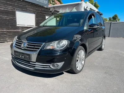 Gebraucht VW Touran Freestyle 140 PS (102 kW) 2010 Schwarz Van / Kleinbus