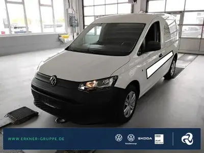 Gebraucht VW Caddy 75 PS (55 kW) 2022 Candyweiß Van / Kleinbus