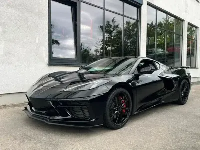 Neu Corvette C8 481 PS (353 kW) 2025 Schwarz Coupé