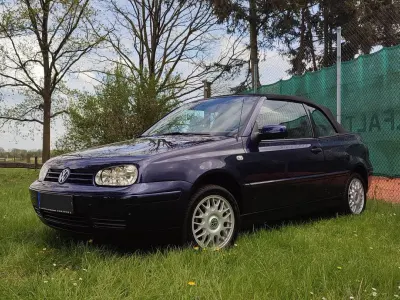 Gebraucht VW Golf 116 PS (85 kW) 2002 Blau Cabrio