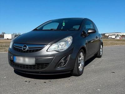Gebraucht Opel Corsa 69 PS (50 kW) 2011 Braun Kleinwagen