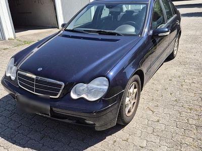 Mercedes C200