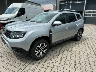 Gebraucht Dacia Duster Prestige 91 PS (66 kW) 2022 Silber SUV