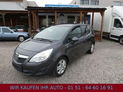 Grau Gebraucht 2011 Opel Meriva Design Edition Van / Kleinbus | 4.500 € (Guter Preis)