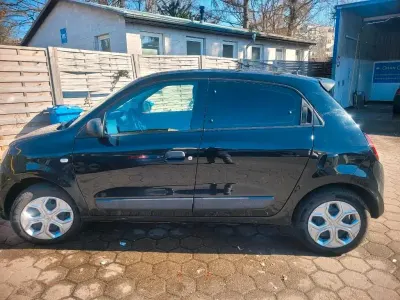 Gebraucht Renault Twingo 69 PS (50 kW) 2020 Schwarz Kleinwagen