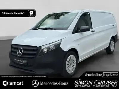 Gebraucht Mercedes Vito 163 PS (119 kW) 2024 Arktikweiß Van