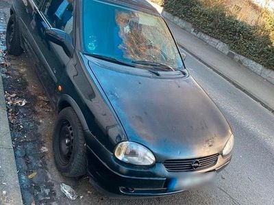 Gebraucht Opel Corsa 90 PS (66 kW) 2000 Schwarz Kleinwagen