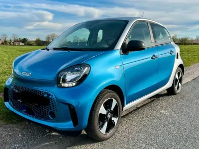 Gebraucht Smart ForFour Electric Drive 60 kW (82 PS) 2021 Blau Limousine