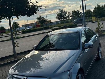 Mercedes C230