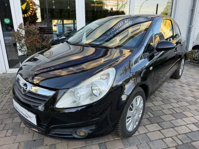 Usata Opel Corsa Edition 80 CV (58 kW) 2007 Nero Utilitaria