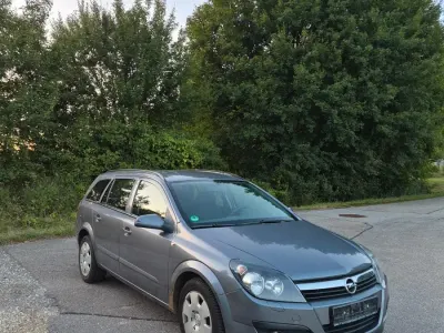 Gebraucht Opel Astra 105 PS (77 kW) 2005 Grau Kombi