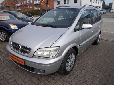 Gebraucht Opel Zafira Elegance 125 PS (91 kW) 2001 Silber Van / Kleinbus