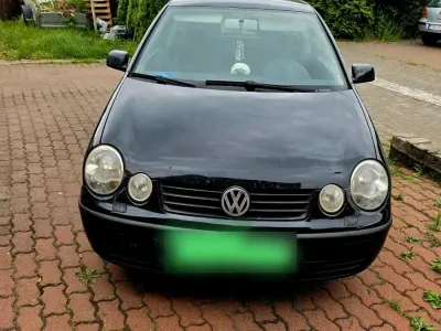 Gebraucht VW Polo 75 PS (55 kW) 2002 Schwarz Kleinwagen