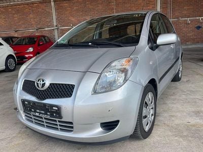 Gebraucht Toyota Yaris Sol 87 PS (63 kW) 2007 Silber Kleinwagen
