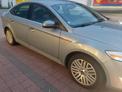 Gebraucht Ford Mondeo 150 PS (110 kW) 2008 Silber Limousine
