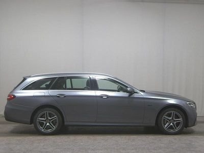 Gebraucht Mercedes E300 AMG line 306 PS (225 kW) 2020 Grau Kombi