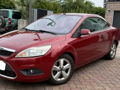 Gebraucht Ford Focus Cabriolet 136 PS (100 kW) 2008 Rot Cabrio