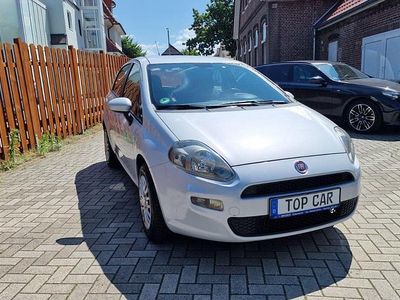 Weiß Gebraucht 2012 Fiat Punto Easy Kleinwagen | 4.999 € (Teuer)