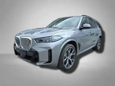 Gebraucht BMW X5 M Sport 352 PS (258 kW) 2026 Skyscraper grau metallic SUV