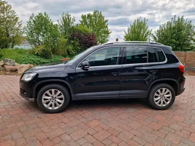 Gebraucht VW Tiguan Sport 150 PS (110 kW) 2010 Schwarz SUV