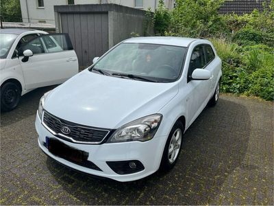 gebraucht Kia Ceed 1,4 L.