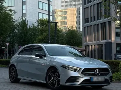 Gebraucht Mercedes A220 AMG line 190 PS (139 kW) 2021 Silber Limousine