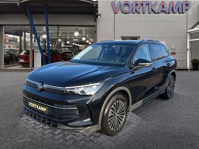 Neu VW Tiguan Life 150 PS (110 kW) 2025 Grenadillschwarz SUV