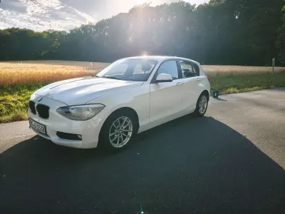 Gebraucht BMW 116 Urban Line 116 PS (85 kW) 2014 Weiß Kleinwagen