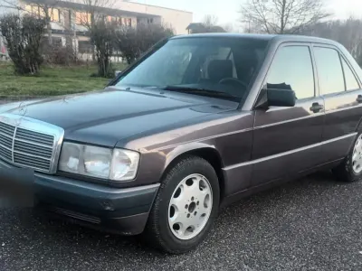 Brugt Mercedes 190 109 HK (80 kW) 1992 Lilla Sedan