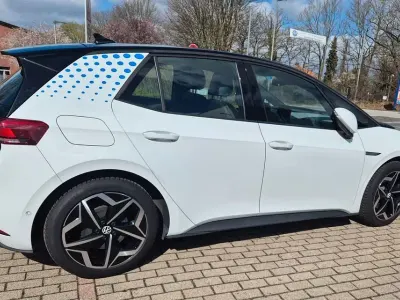 Gebraucht VW ID.3 Pro Performance 150 kW (204 PS) 2022 Weiß Kleinwagen