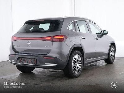 Mercedes EQA300