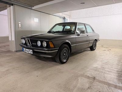 Gebraucht BMW 320 122 PS (89 kW) 1979 Grau Coupé