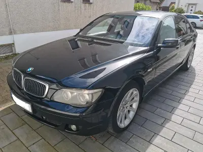 Gebraucht BMW 750L 367 PS (269 kW) 2007 Schwarz Limousine