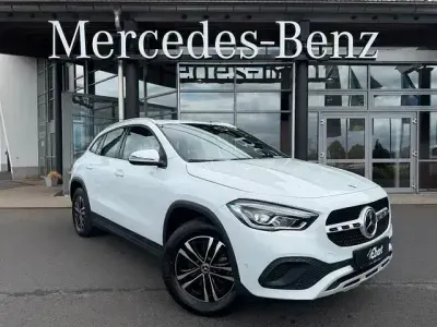 Gebraucht Mercedes GLA200 Style 150 PS (110 kW) 2023 Weiß SUV