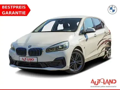 Gebraucht BMW 225 224 PS (164 kW) 2019 Weiß Van / Kleinbus