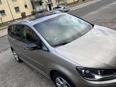 Gebraucht VW Touran Comfortline 140 PS (102 kW) 2012 Van / Kleinbus