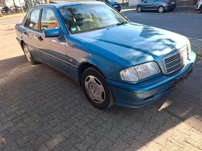 Mercedes C180
