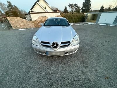 Gebraucht Mercedes SLK200 163 PS (119 kW) 2007 Silber Cabrio