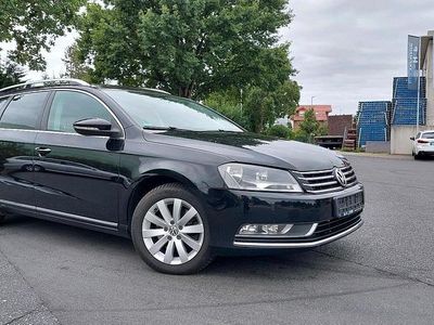 Gebraucht VW Passat Highline 140 PS (102 kW) 2011 Schwarz Kombi