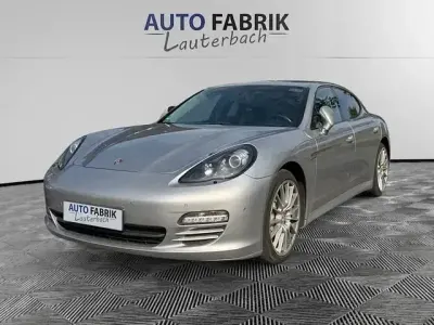 Gebraucht Porsche Panamera 4S Chrono 400 PS (294 kW) 2012 Grau Limousine