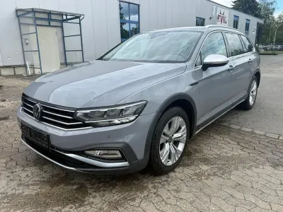 Używany VW Passat Alltrack 200 KM (147 kW) 2023 Szary Kombi