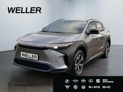 Silber Gebraucht 2023 Toyota bZ4X SUV | 28.790 € (Fairer Preis)